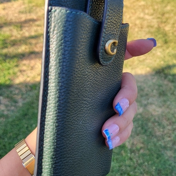 Coach Forest Green Leather Phone Case Wallet Fits iPhones - Picture 9 of 10